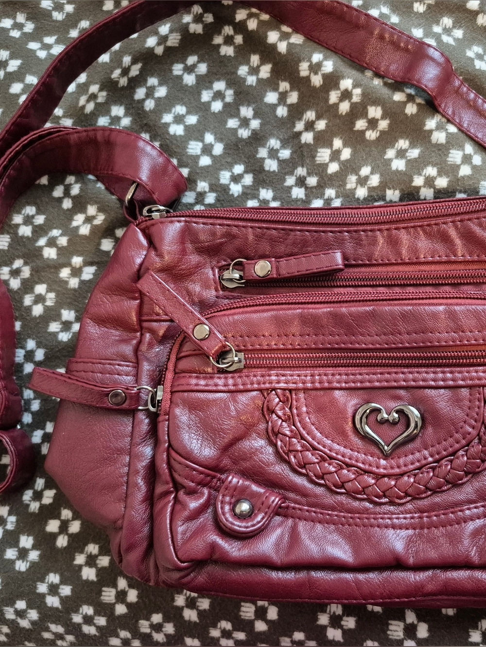 Stylish Burgundy Women's Crossbody Bag with Braided Detail